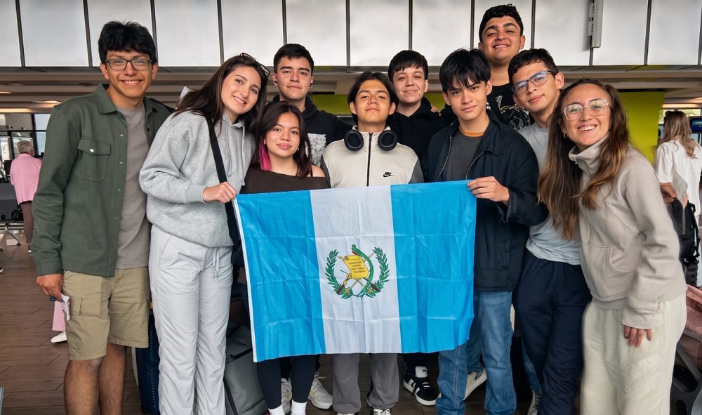 Guatemala Destaca En El Mundial Escolar De Debate MED 2026 En Panamá
